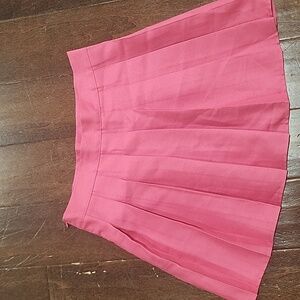 Pleated skirt
